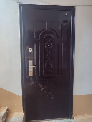 Продам двухкомнатную (2-комн.) квартиру, Садовая ул, 43, Уютное с