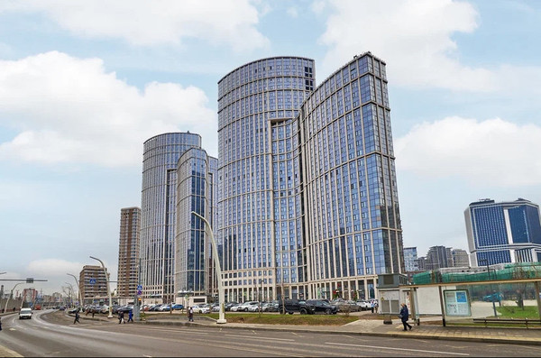 Продам многокомнатную квартиру, Лобачевского ул, 120к1, Москва г