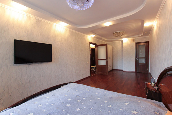 Продам двухкомнатную (2-комн.) квартиру, Купчинская ул, 34, Санкт-Петербург г