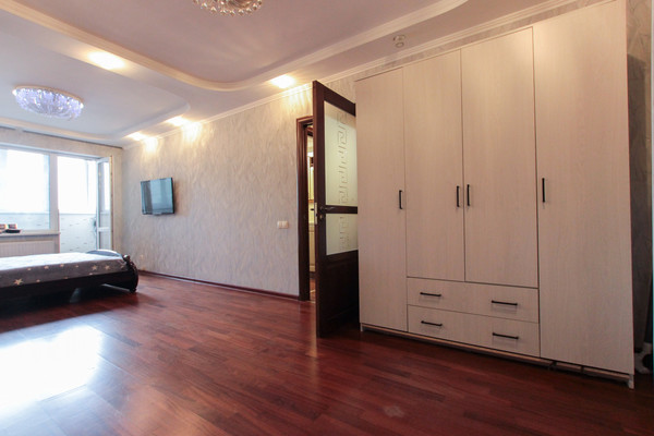 Продам двухкомнатную (2-комн.) квартиру, Купчинская ул, 34, Санкт-Петербург г