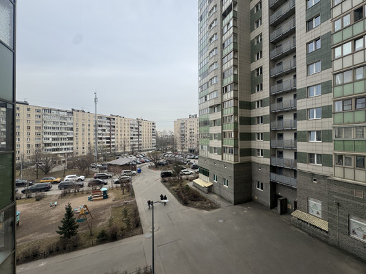 Продам двухкомнатную (2-комн.) квартиру, Купчинская ул, 34, Санкт-Петербург г