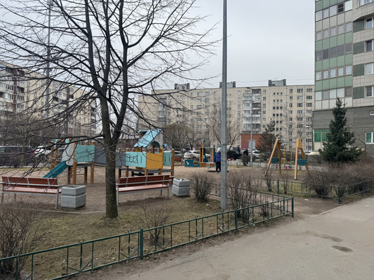 Продам двухкомнатную (2-комн.) квартиру, Купчинская ул, 34, Санкт-Петербург г