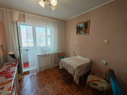 Продам трехкомнатную (3-комн.) квартиру, Карла Маркса ул, 19, Фокино г