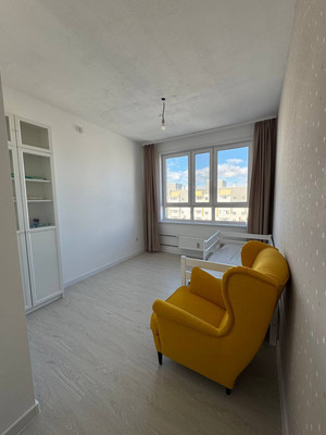 Продам двухкомнатную (2-комн.) квартиру, Самаровская ул, 10, Ханты-Мансийск г