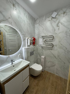 Продам двухкомнатную (2-комн.) квартиру, Самаровская ул, 10, Ханты-Мансийск г