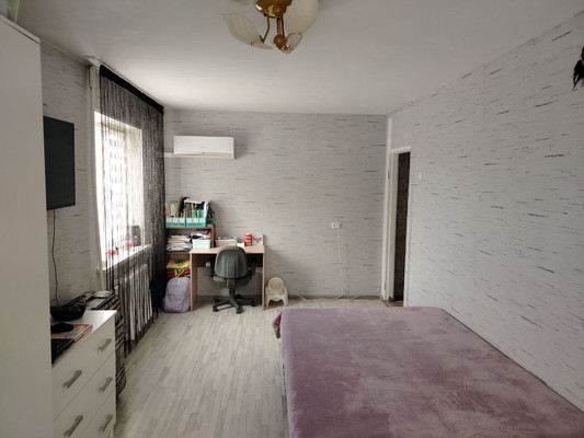 Продам двухкомнатную (2-комн.) квартиру, Усатого ул, 16, Фокино г