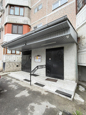 Продам многокомнатную квартиру, Шогенцукова пр-кт, 23, Нальчик г