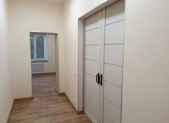 Продам двухкомнатную (2-комн.) квартиру, Караимская ул, 23А, Симферополь г