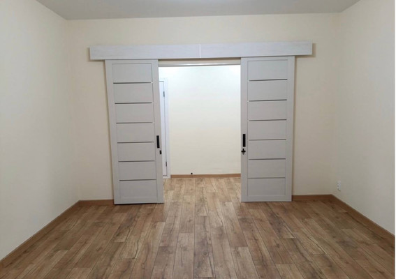 Продам двухкомнатную (2-комн.) квартиру, Караимская ул, 23А, Симферополь г