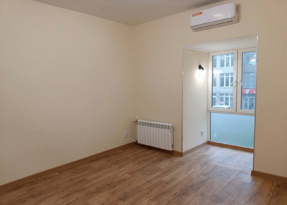 Продам двухкомнатную (2-комн.) квартиру, Караимская ул, 23А, Симферополь г