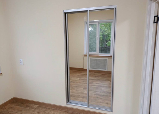 Продам двухкомнатную (2-комн.) квартиру, Караимская ул, 23А, Симферополь г