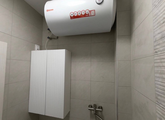 Продам двухкомнатную (2-комн.) квартиру, Караимская ул, 23А, Симферополь г