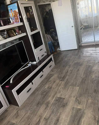 Продам однокомнатную (1-комн.) квартиру, Крымская ул, 13, Молодежное пгт