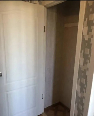 Продам однокомнатную (1-комн.) квартиру, Крымская ул, 13, Молодежное пгт