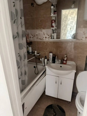 Продам однокомнатную (1-комн.) квартиру, Крымская ул, 13, Молодежное пгт