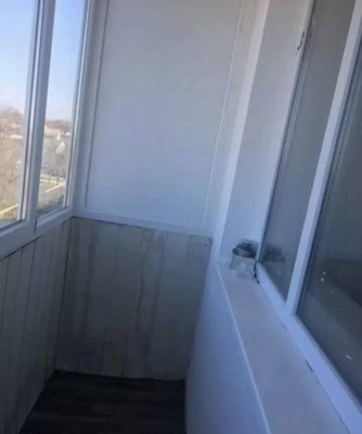 Продам однокомнатную (1-комн.) квартиру, Крымская ул, 13, Молодежное пгт