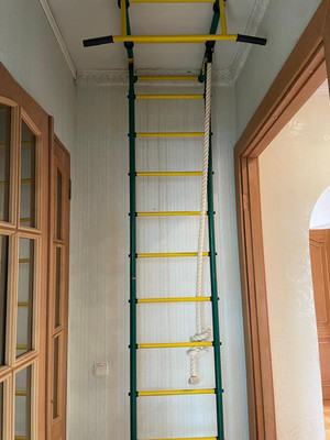 Сдам трехкомнатную (3-комн.) квартиру, Чёрной речки наб, 4, Санкт-Петербург г