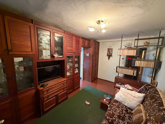 Продам двухкомнатную (2-комн.) квартиру, Кечкеметская ул, 94, Симферополь г