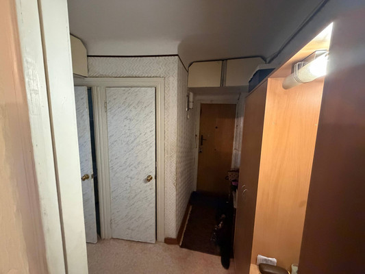 Продам двухкомнатную (2-комн.) квартиру, Кечкеметская ул, 94, Симферополь г