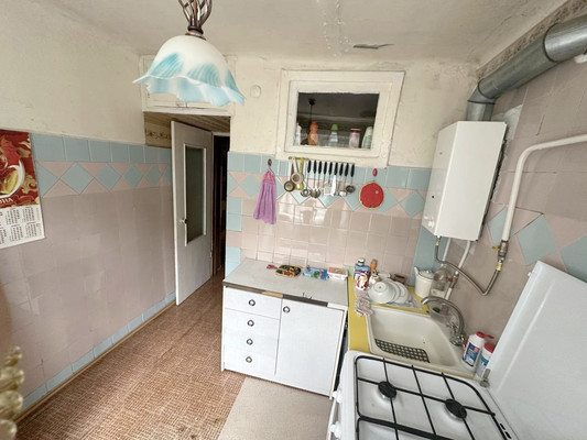 Продам двухкомнатную (2-комн.) квартиру, Киевская ул, 121а, Симферополь г