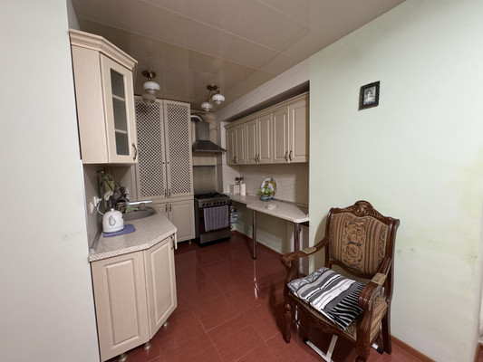 Продам трехкомнатную (3-комн.) квартиру, Байсултанова ул, 13, Нальчик г