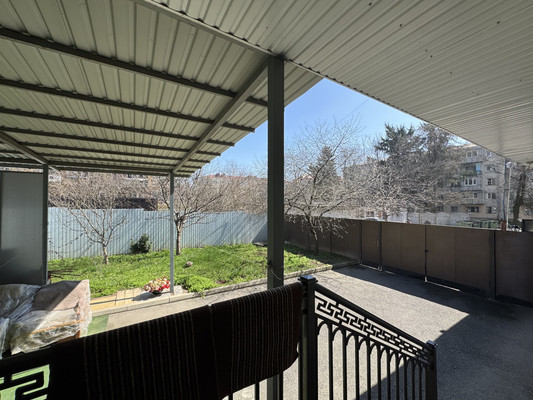 Продам трехкомнатную (3-комн.) квартиру, Байсултанова ул, 13, Нальчик г