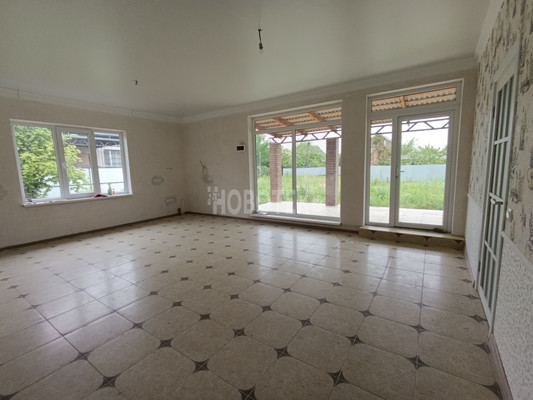 Продам коттедж, Тихая ул, 58, Апшеронск г, 0 км от города