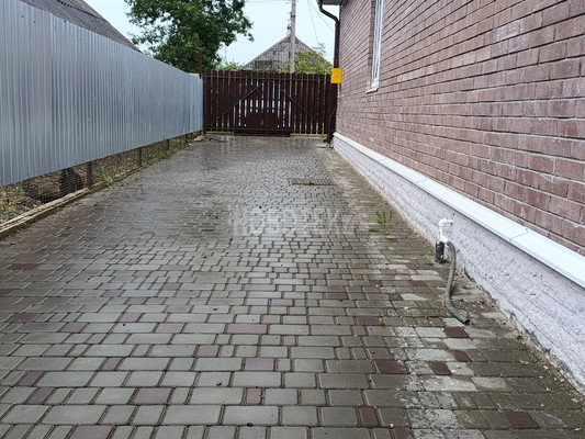 Продам коттедж, Тихая ул, 58, Апшеронск г, 0 км от города