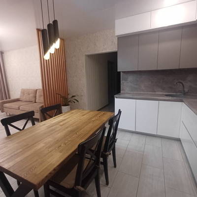 Продам двухкомнатную (2-комн.) квартиру, Родины ул, 26Е, Казань г