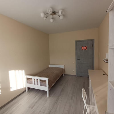 Продам двухкомнатную (2-комн.) квартиру, Родины ул, 26Е, Казань г