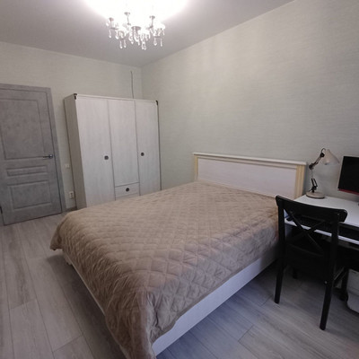 Продам двухкомнатную (2-комн.) квартиру, Родины ул, 26Е, Казань г