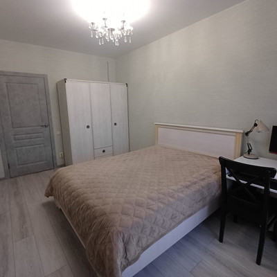 Продам двухкомнатную (2-комн.) квартиру, Родины ул, 26Е, Казань г