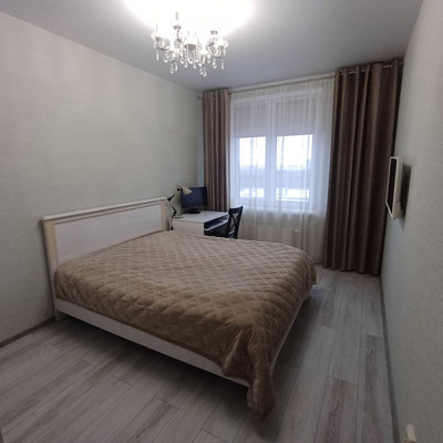 Продам двухкомнатную (2-комн.) квартиру, Родины ул, 26Е, Казань г