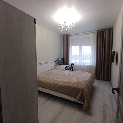 Продам двухкомнатную (2-комн.) квартиру, Родины ул, 26Е, Казань г