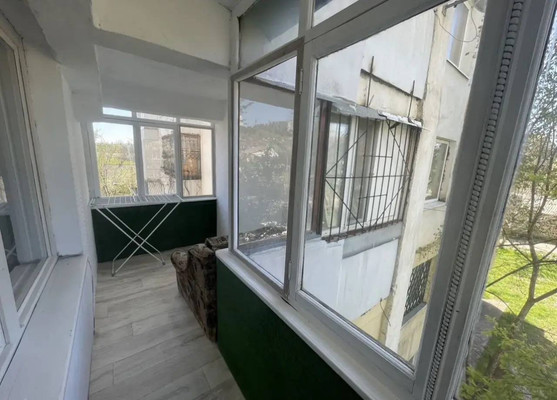 Продам однокомнатную (1-комн.) квартиру, Льдозаводская ул, 8, Симферополь г