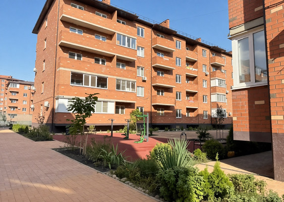 Продам однокомнатную (1-комн.) квартиру, Бжегокайская ул, 90/3к1, Новая Адыгея аул