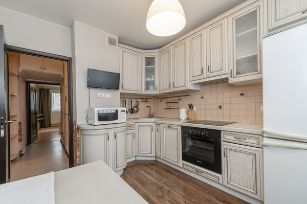 Продам двухкомнатную (2-комн.) квартиру, Знаменские Садки ул, 3к2, Москва г