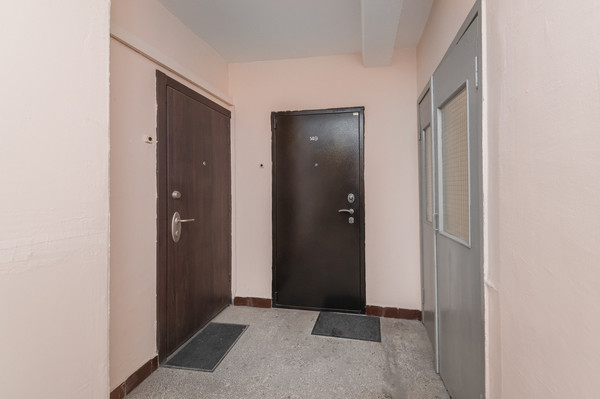 Продам двухкомнатную (2-комн.) квартиру, Знаменские Садки ул, 3к2, Москва г