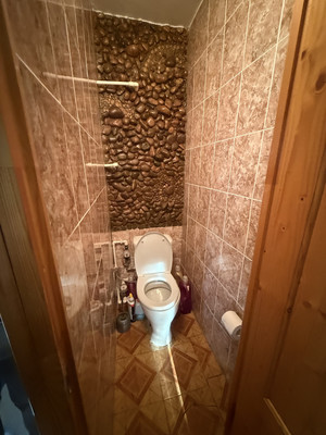 Продам двухкомнатную (2-комн.) квартиру, 2-я Краснодарская ул, 80/12, Ростов-на-Дону г