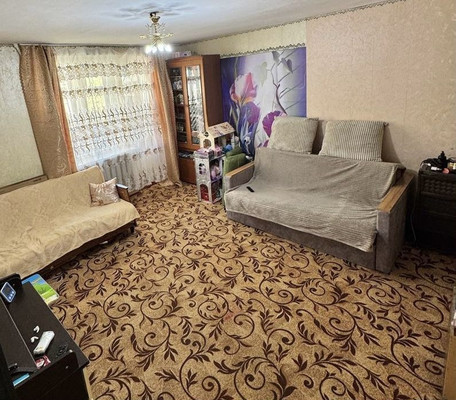 Продам однокомнатную (1-комн.) квартиру, Марсовый пер, 5/32, Грэсовский пгт