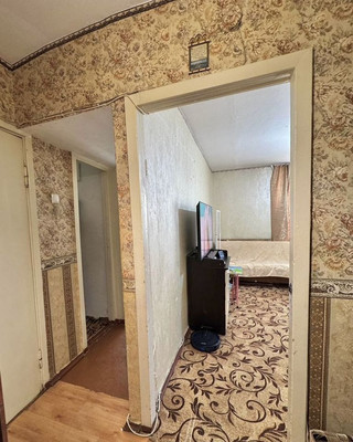 Продам однокомнатную (1-комн.) квартиру, Марсовый пер, 5/32, Грэсовский пгт