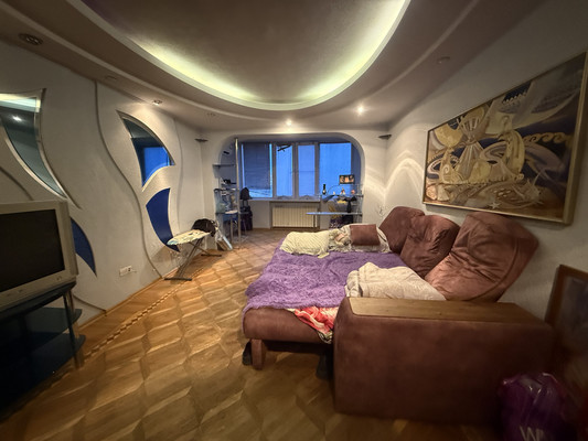 Продам двухкомнатную (2-комн.) квартиру, 2-я Краснодарская ул, 143, Ростов-на-Дону г