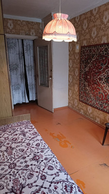 Продам трехкомнатную (3-комн.) квартиру, Авиагородок мкр, 17, Батайск г