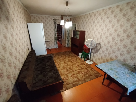 Продам трехкомнатную (3-комн.) квартиру, Авиагородок мкр, 17, Батайск г