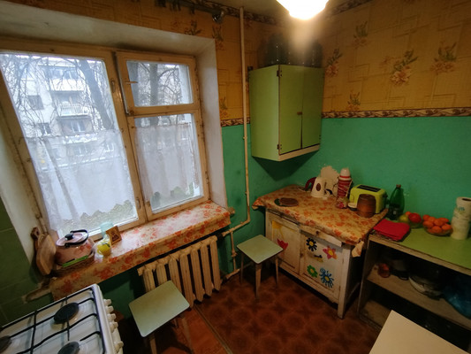 Продам трехкомнатную (3-комн.) квартиру, Авиагородок мкр, 17, Батайск г