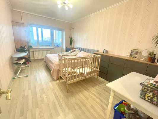 Продам двухкомнатную (2-комн.) квартиру, 2-я Краснодарская ул, 131, Ростов-на-Дону г