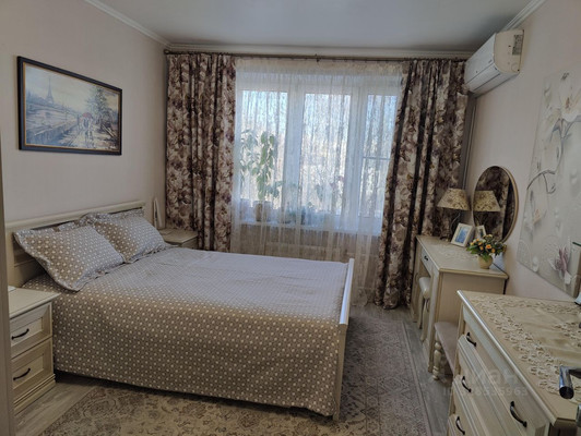 Продам трехкомнатную (3-комн.) квартиру, Широкая ул, 17к1, Москва г