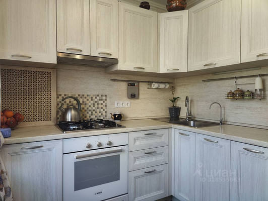 Продам трехкомнатную (3-комн.) квартиру, Широкая ул, 17к1, Москва г