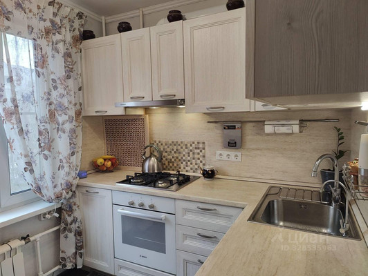 Продам трехкомнатную (3-комн.) квартиру, Широкая ул, 17к1, Москва г