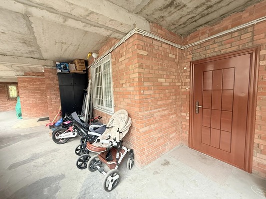 Продам двухкомнатную (2-комн.) квартиру, 2-я Краснодарская ул, 131, Ростов-на-Дону г